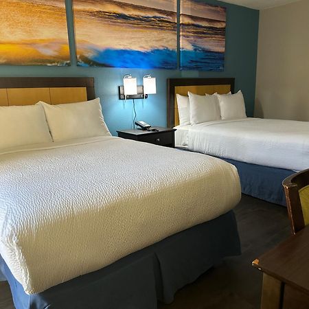 Days Inn & Suites By Wyndham Tampa - Ybor City Экстерьер фото