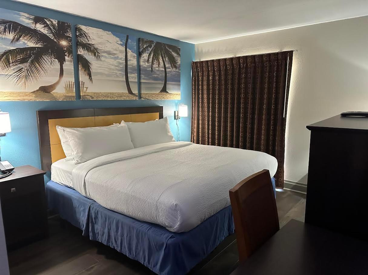 Days Inn & Suites By Wyndham Tampa - Ybor City Экстерьер фото