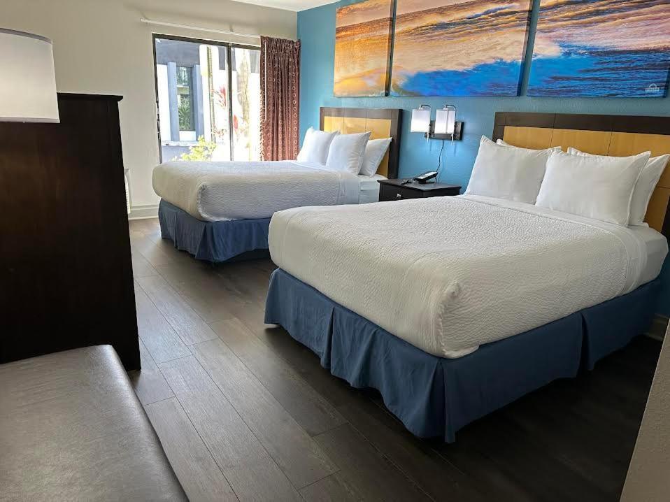 Days Inn & Suites By Wyndham Tampa - Ybor City Экстерьер фото